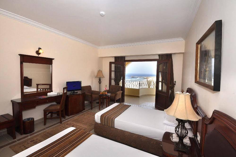 Life Resort Coral Hills El Qoseir Экстерьер фото